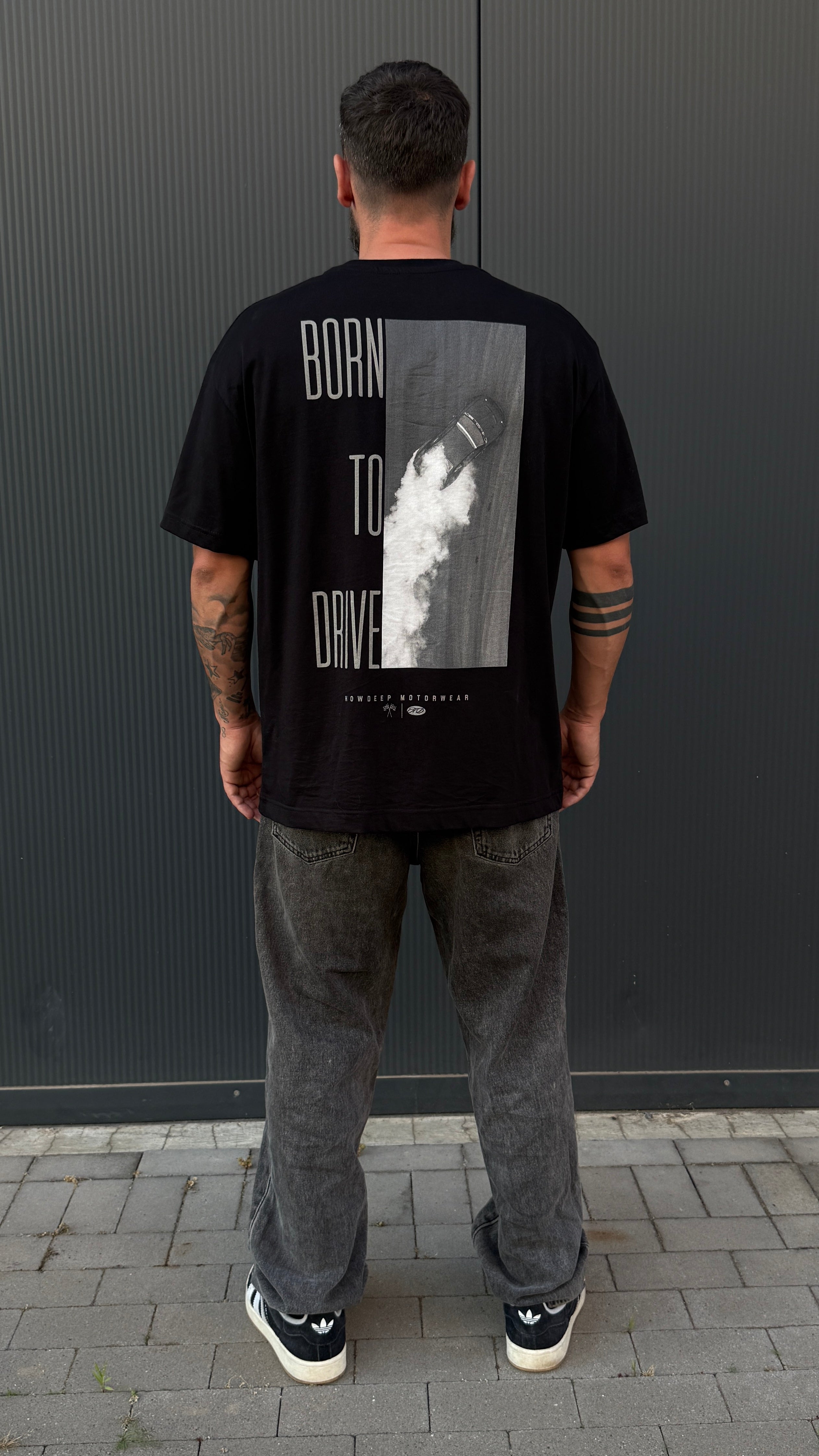 BORN TO DRIVE - Premium Shirt