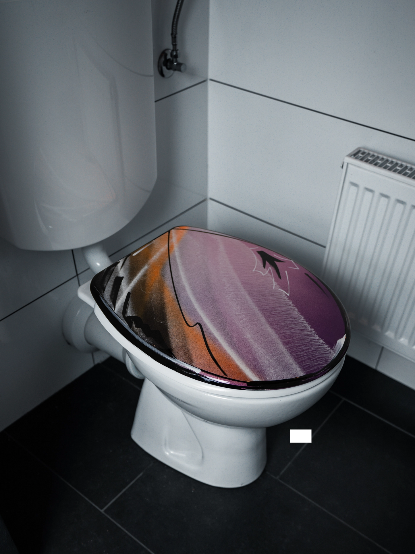 One of One #2 - Toilet seat