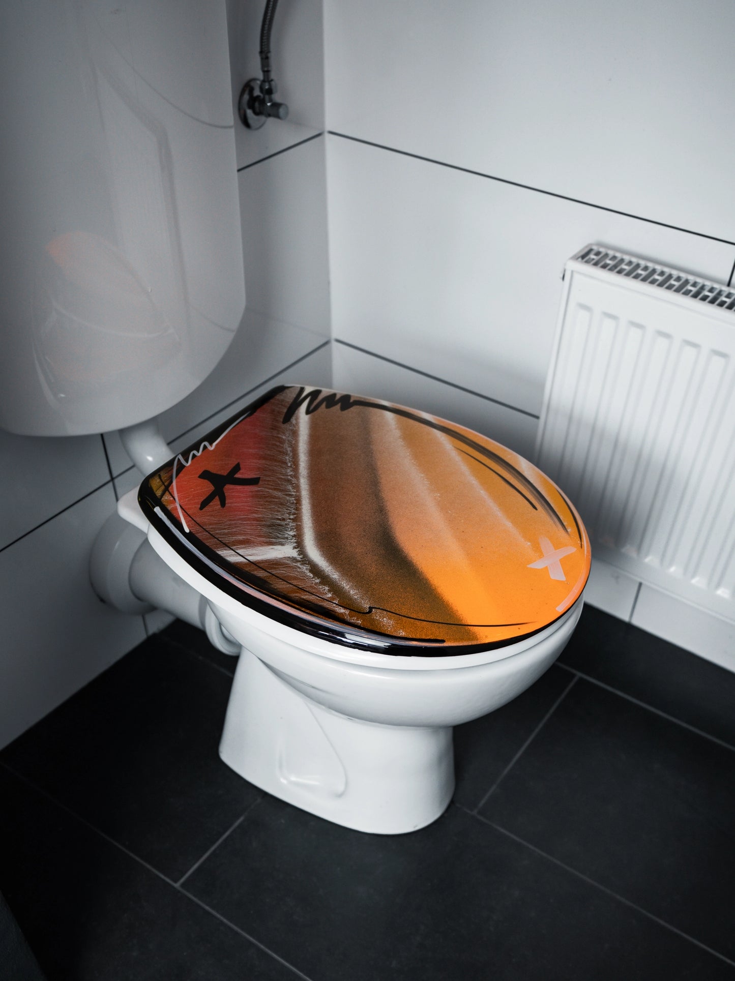 One of One #22 - Toilet seat