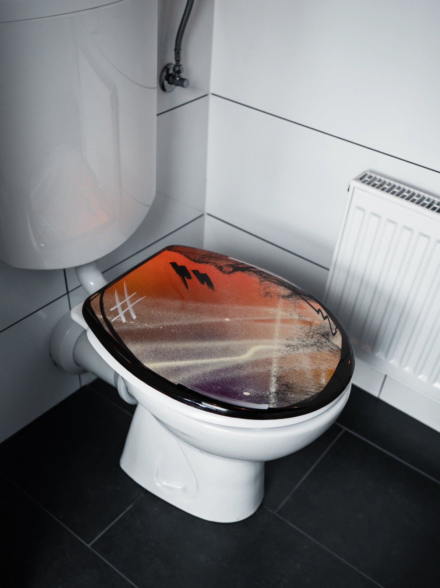 One of One #14 - Toilet seat
