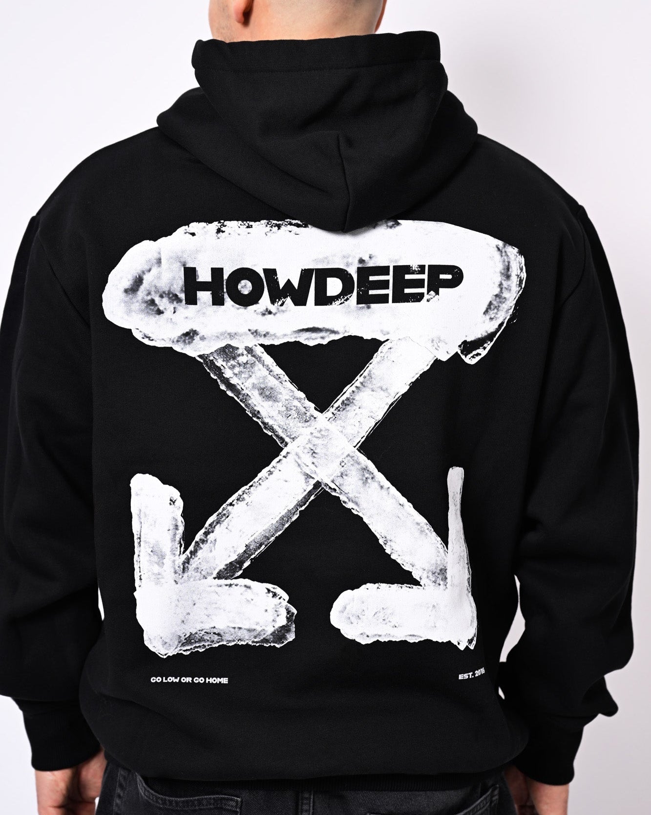 ARROW PRINT - Premium Hoodie - HOW DEEP