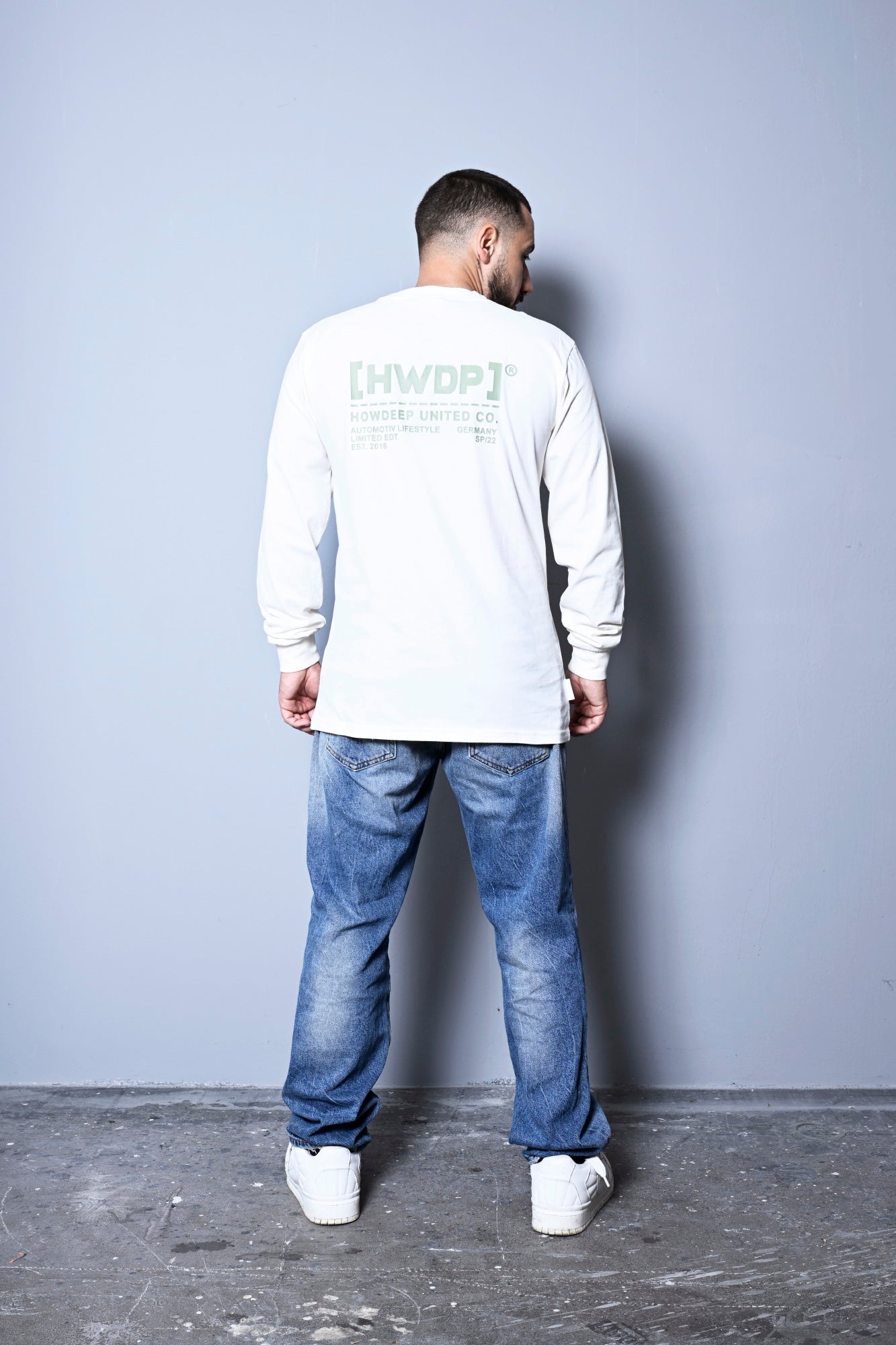 Premium Longsleeve - HOW DEEP