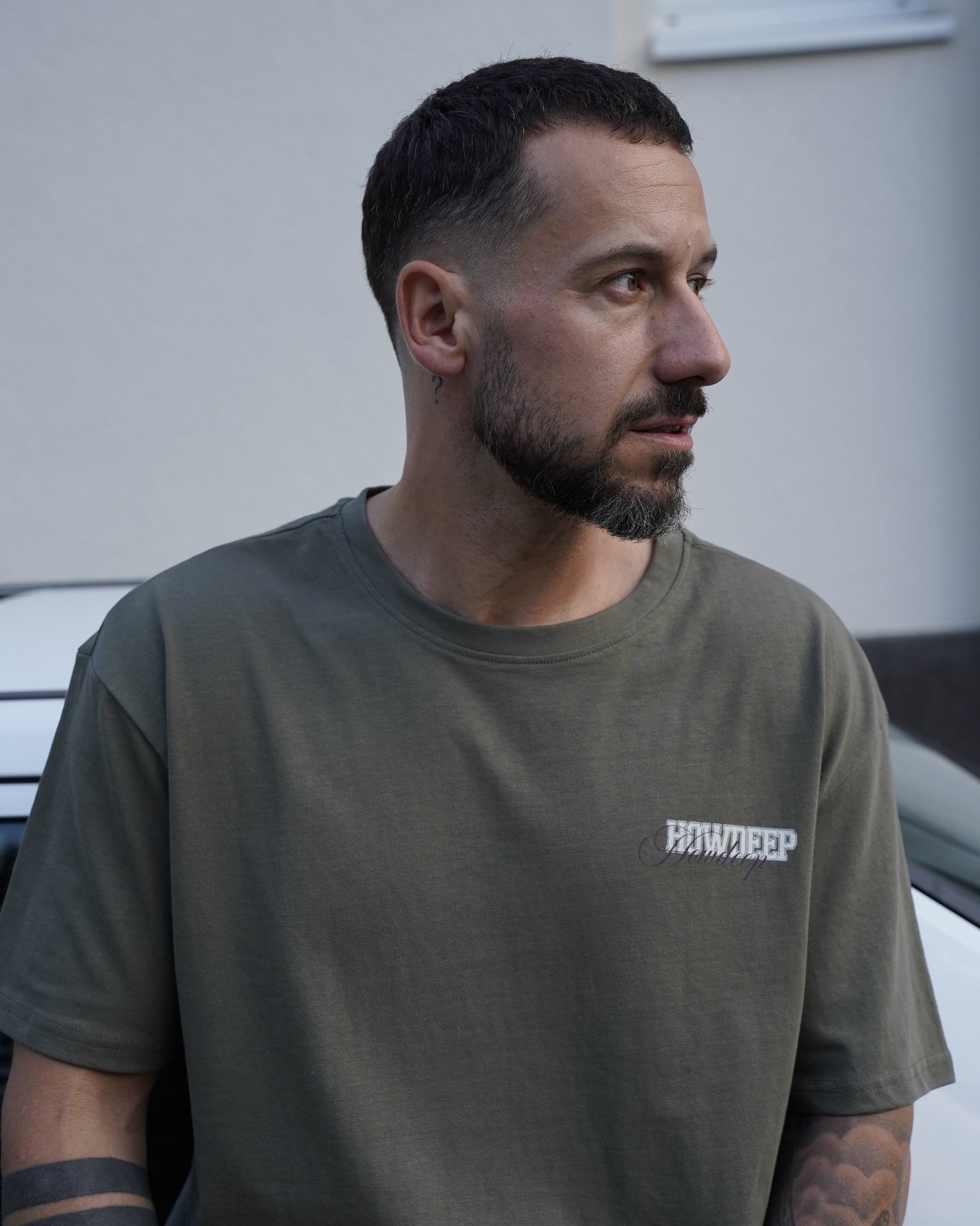 OPEN ROAD – HOWDEEP Premium T-Shirt Olive