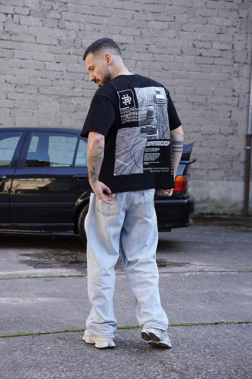 CREW Shirt – Premium T-Shirt Schwarz - HOW DEEP