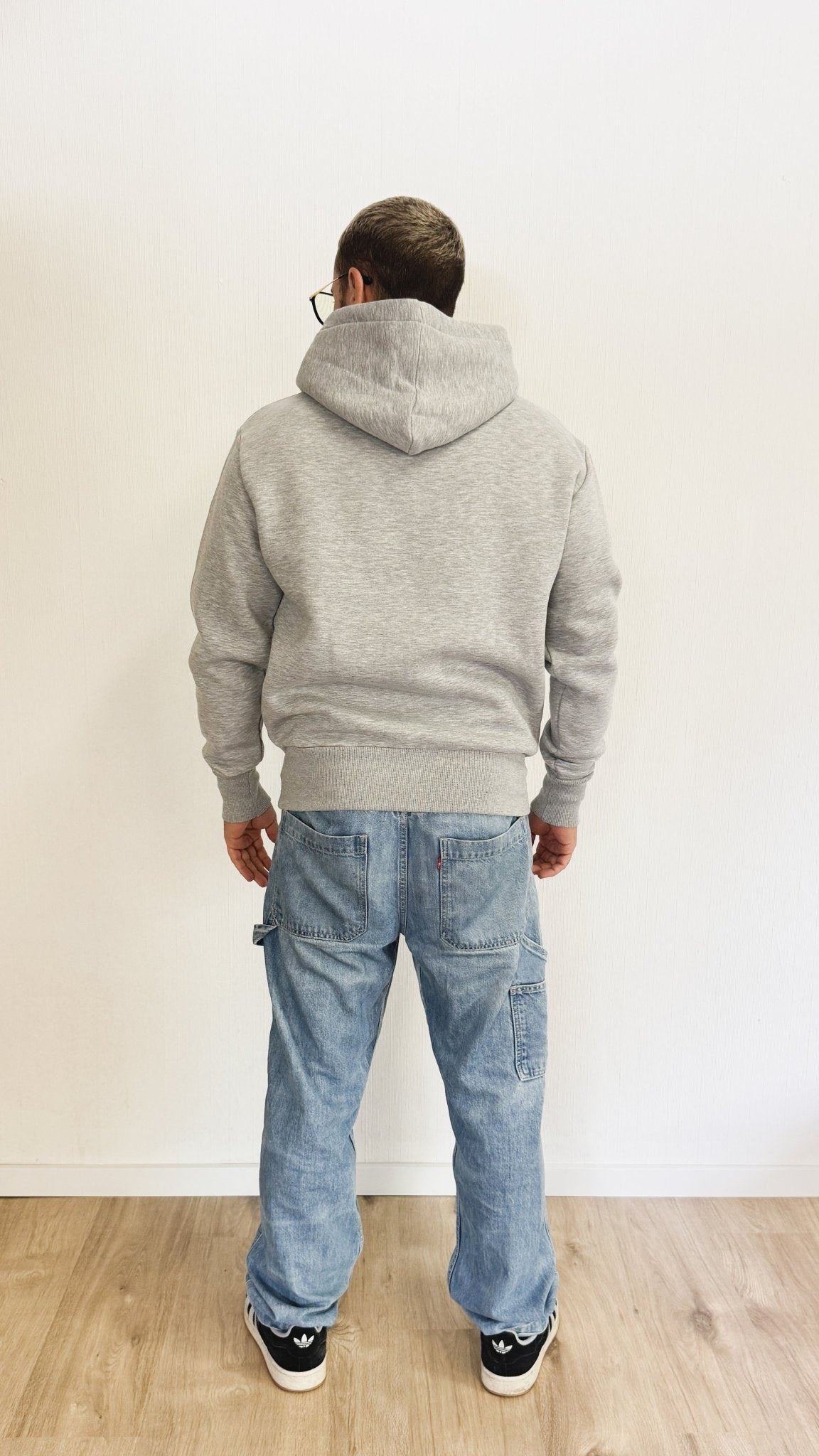 LEGENDS GREY - Premium Hoodie - HOW DEEP