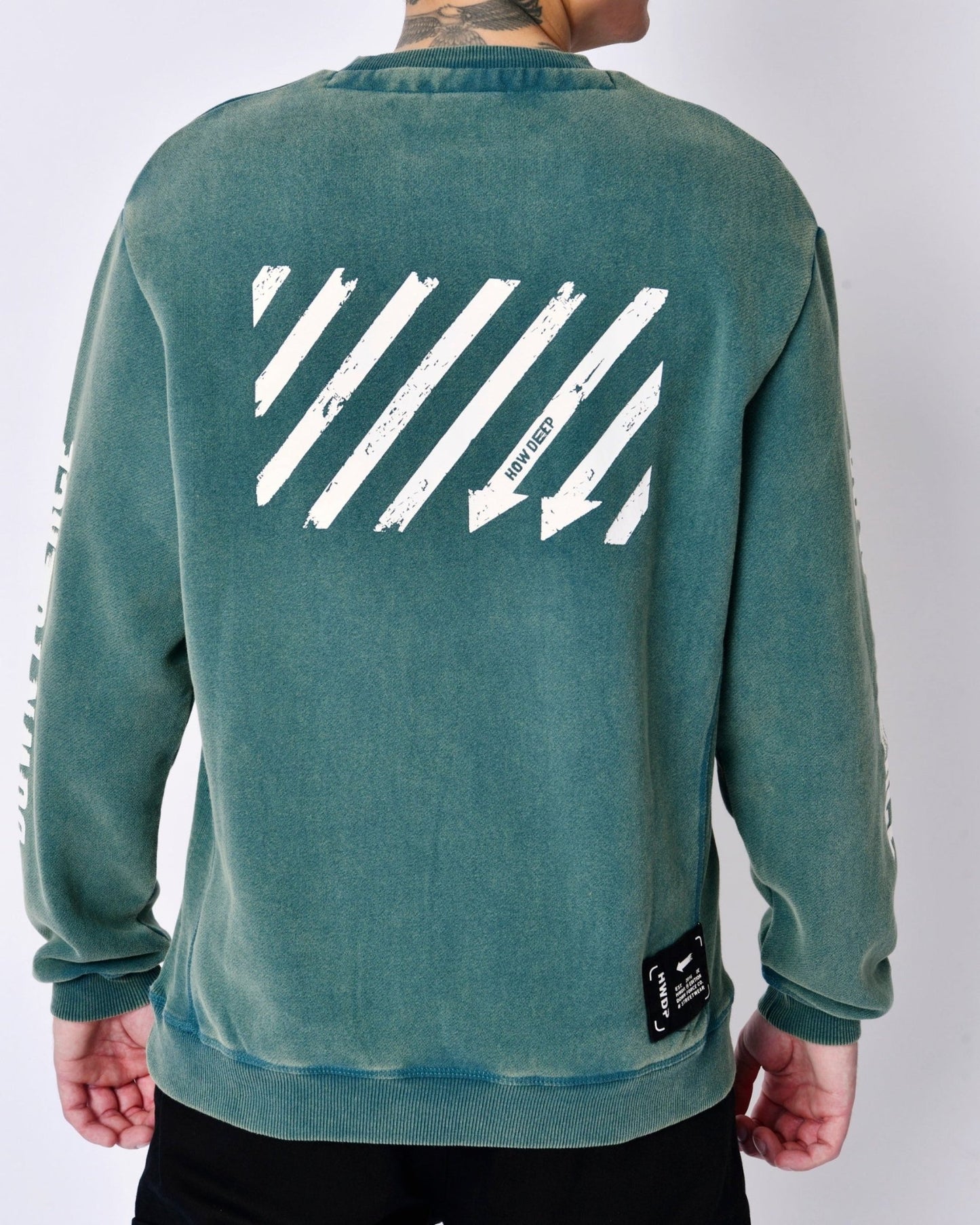 NEW FORCE - Premium Sweater - HOW DEEP