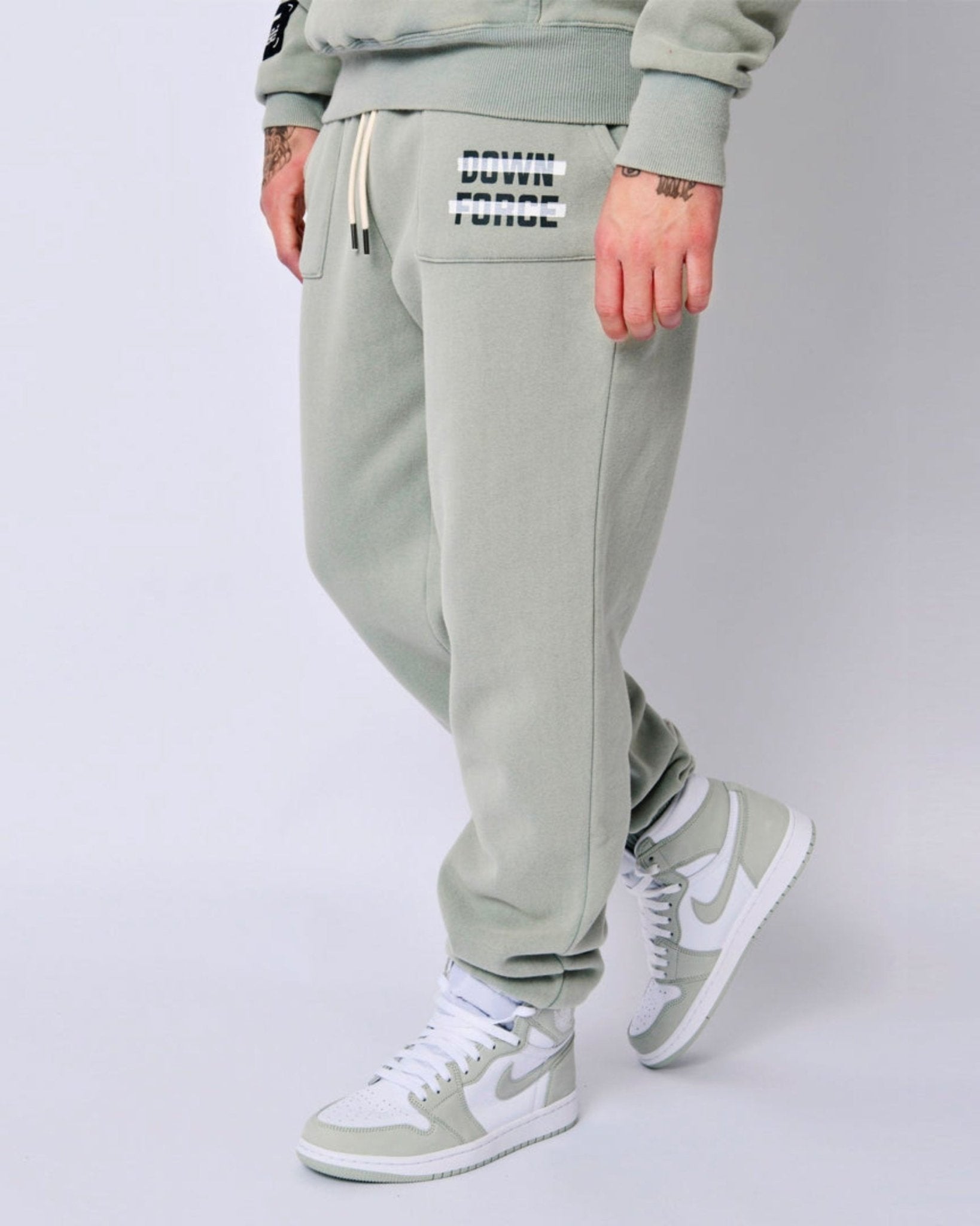SAGE - Premium JOGGER - HOW DEEP